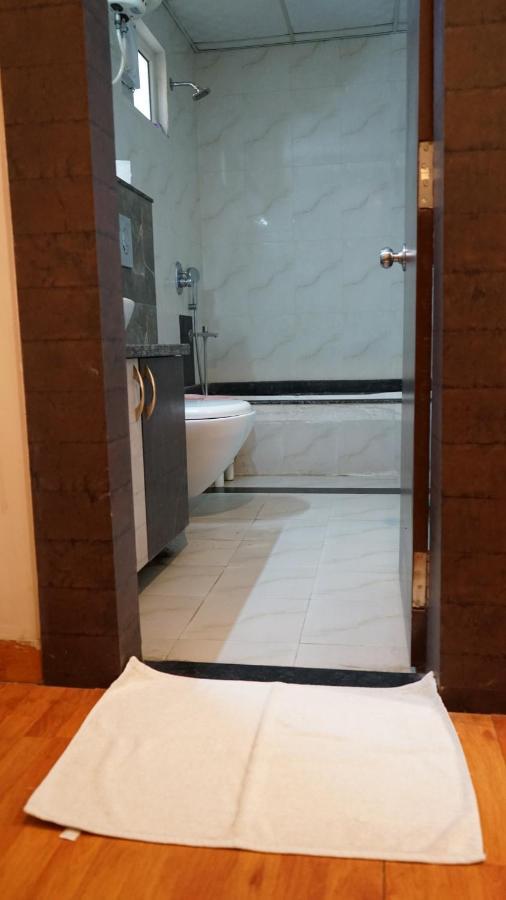 K3 Club Residency Hotel Jhānsi Екстериор снимка